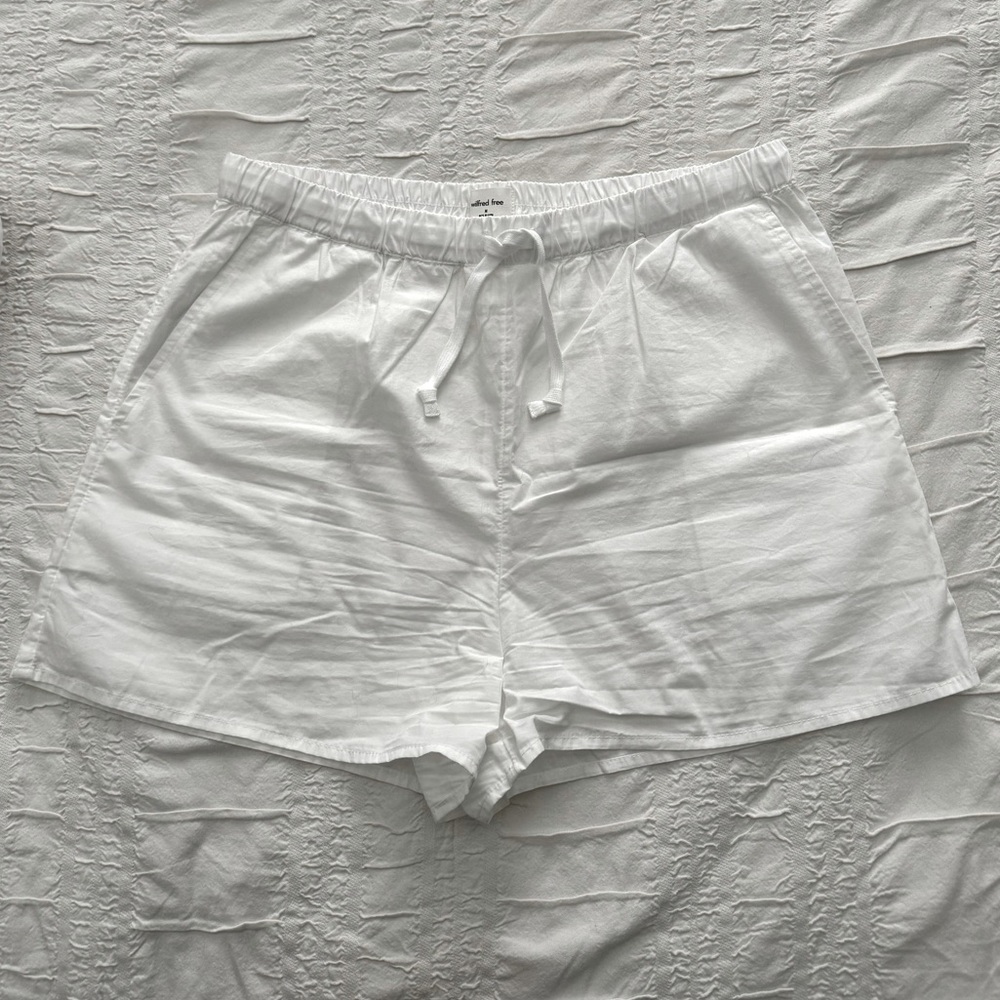 Aritzia Wilfred Free Sail Poplin 3" Short - Size M